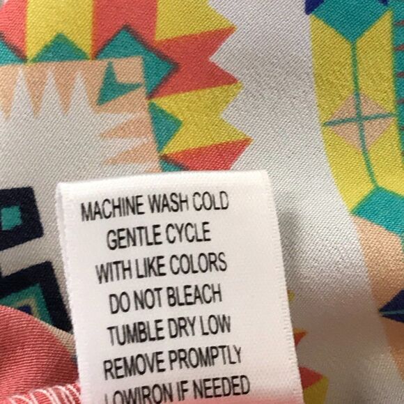 Wishful Park Scoop Neck Blouse Women's Small Chevron Geometric 3/4 Sleeves Sheer - Picture 9 of 10